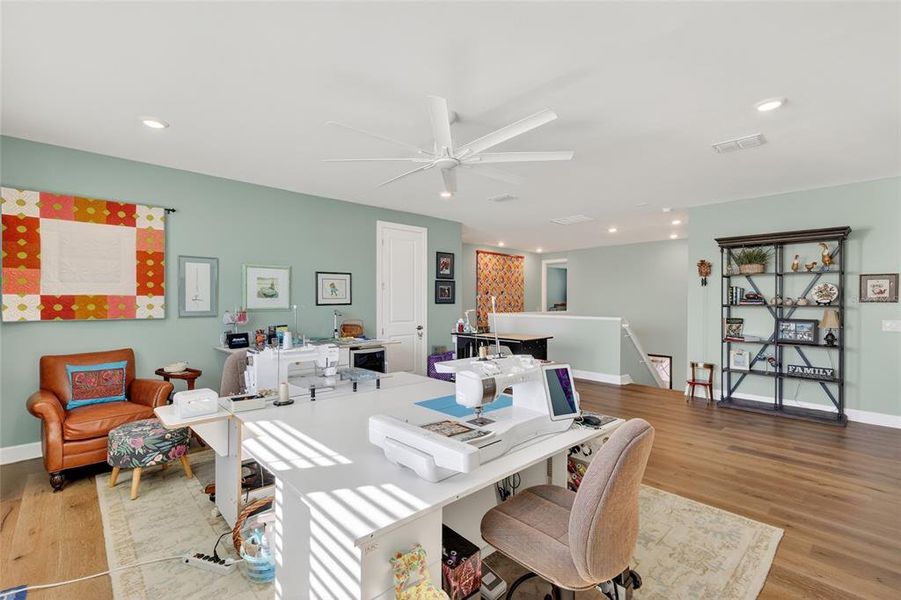 Furnished interior view inside a new home in , Lakewood Ranch (Image 25).