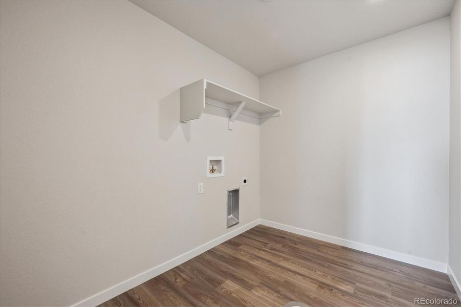 Spacious, unfurnished interior of a new home in Farmlore, Brighton (Image 15).