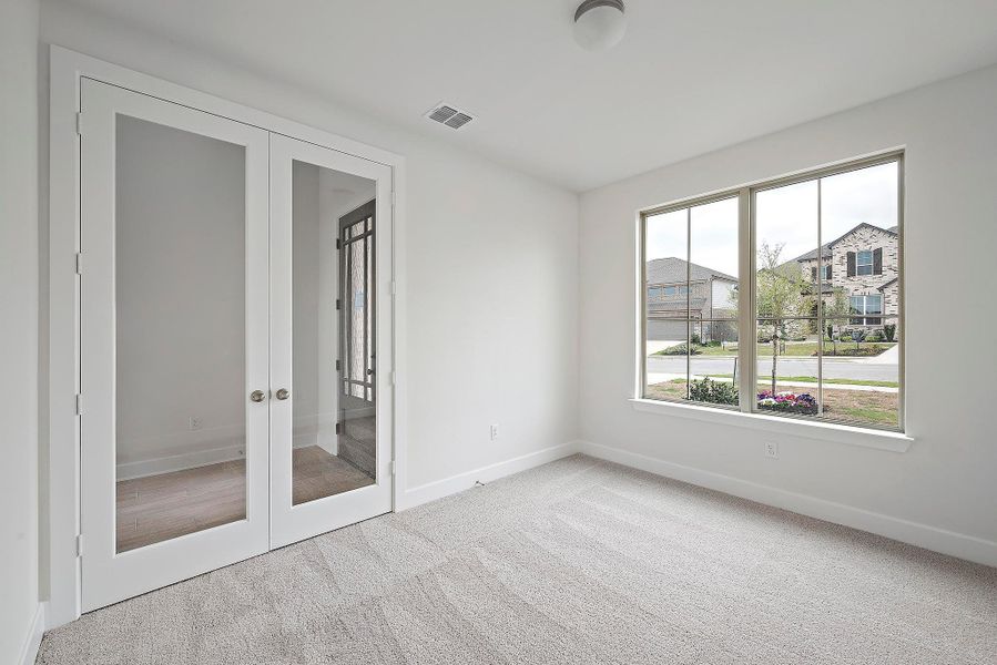 Spacious, unfurnished interior of a new home in Flora - 60', Hutto (Image 29).