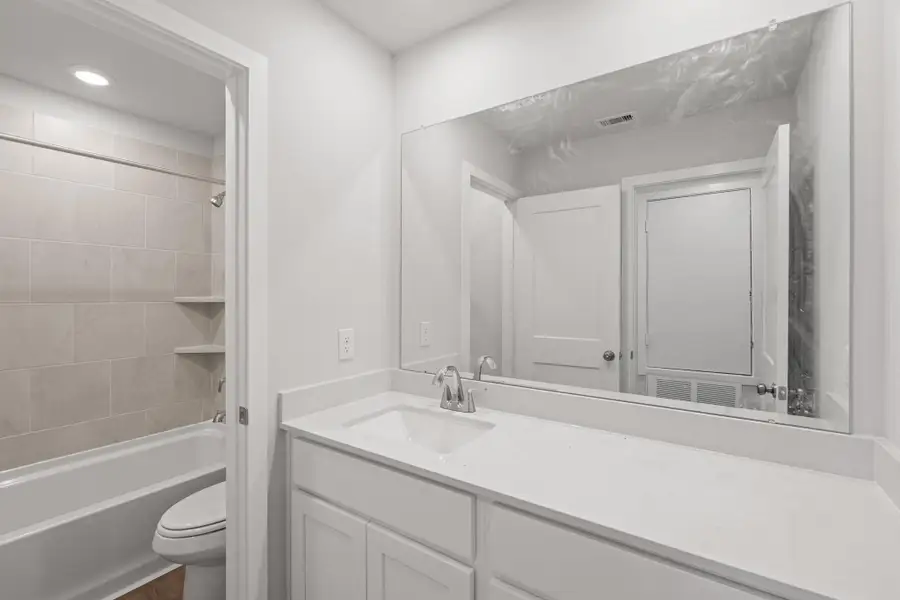 Furnished interior view inside a new home in Laurel Farms, Brookshire (Image 8). Furnished interior view inside a new home in Laurel Farms, Brookshire (Image 8).