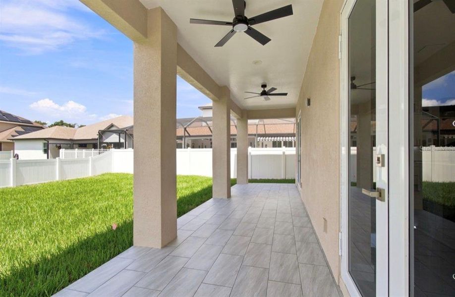 Exterior details and patio area of a home in , Tampa (Image 31).