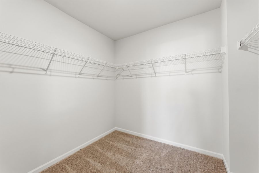 Spacious, unfurnished interior of a new home in Dove Hollow, Chesnee (Image 23).