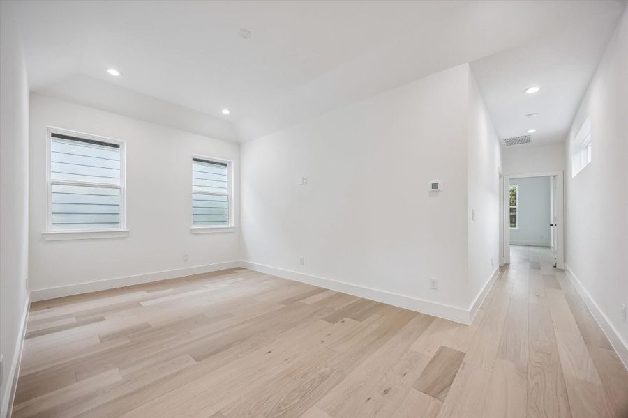 Spacious, unfurnished interior of a new home in The Heights Haus Collection, Houston (Image 15).
