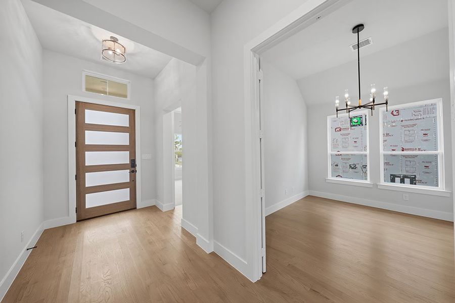 Spacious, unfurnished interior of a new home in The Homestead - 62', Rockwall (Image 20). Spacious, unfurnished interior of a new home in The Homestead - 62', Rockwall (Image 20).