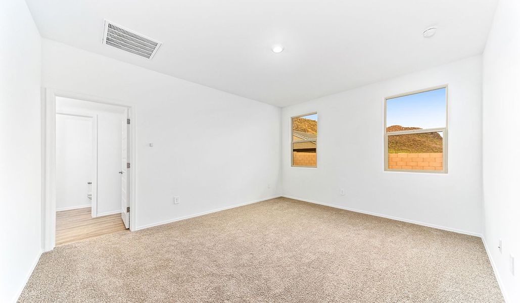 Representative unfurnished interior of a home built from the Dalea by D.R. Horton in Hanson Ridge, Vail (Image 33).