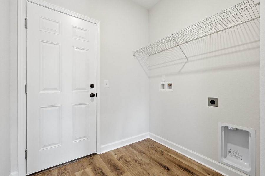 Spacious, unfurnished interior of a new home in McCarthy Estates, Defuniak Springs (Image 15). Spacious, unfurnished interior of a new home in McCarthy Estates, Defuniak Springs (Image 15).