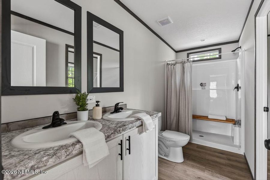 Furnished interior view inside a new home in , Middleburg (Image 8).