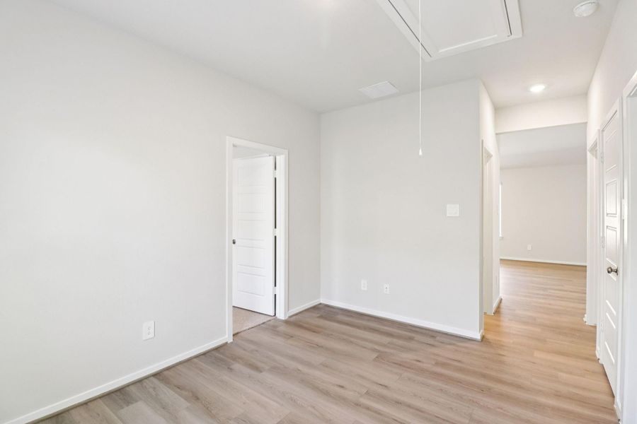 Spacious, unfurnished interior of a new home in Pine Lake Cove - Premier Series, Montgomery (Image 19). Spacious, unfurnished interior of a new home in Pine Lake Cove - Premier Series, Montgomery (Image 19).