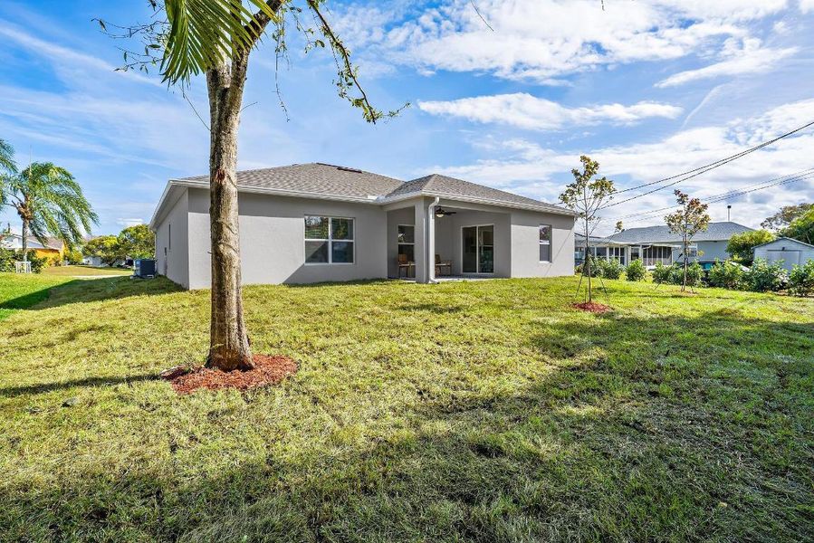 418-Easy-St-HigMedia-045-2000