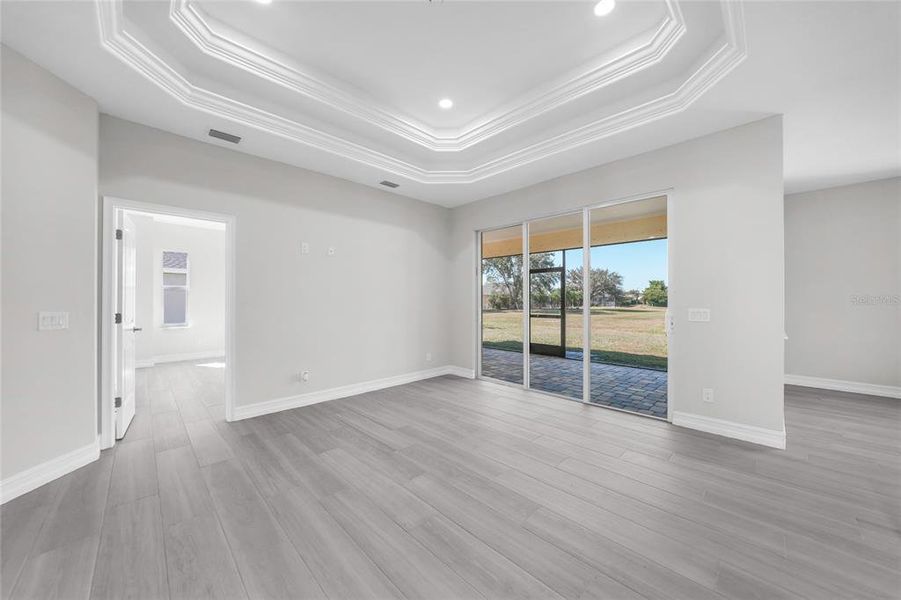 Spacious, unfurnished interior of a new home in , Punta Gorda (Image 26).
