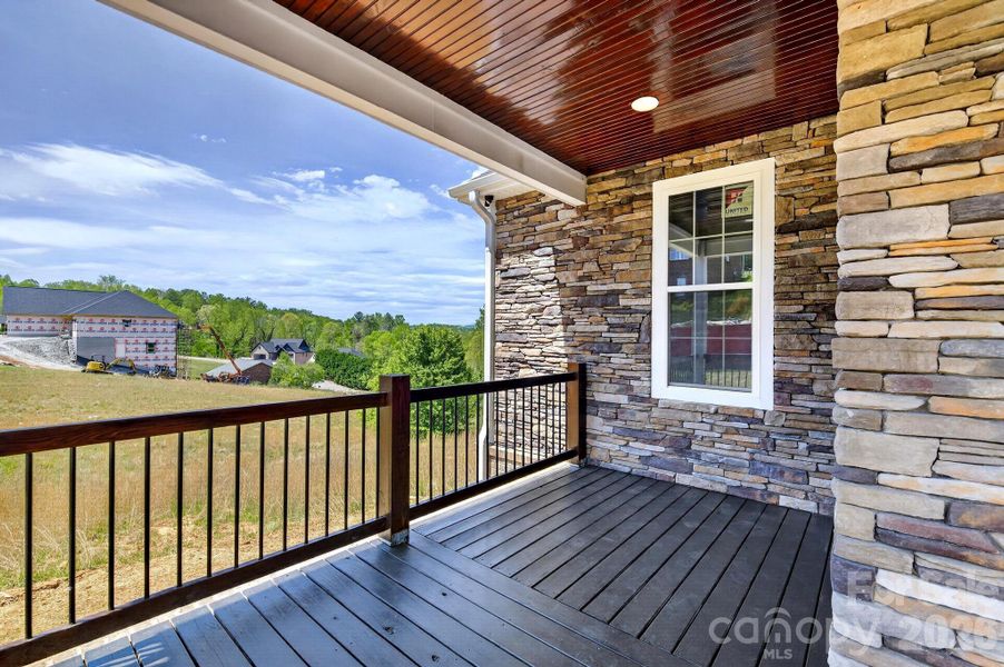 Exterior details and patio area of a home in , Lenoir (Image 26).