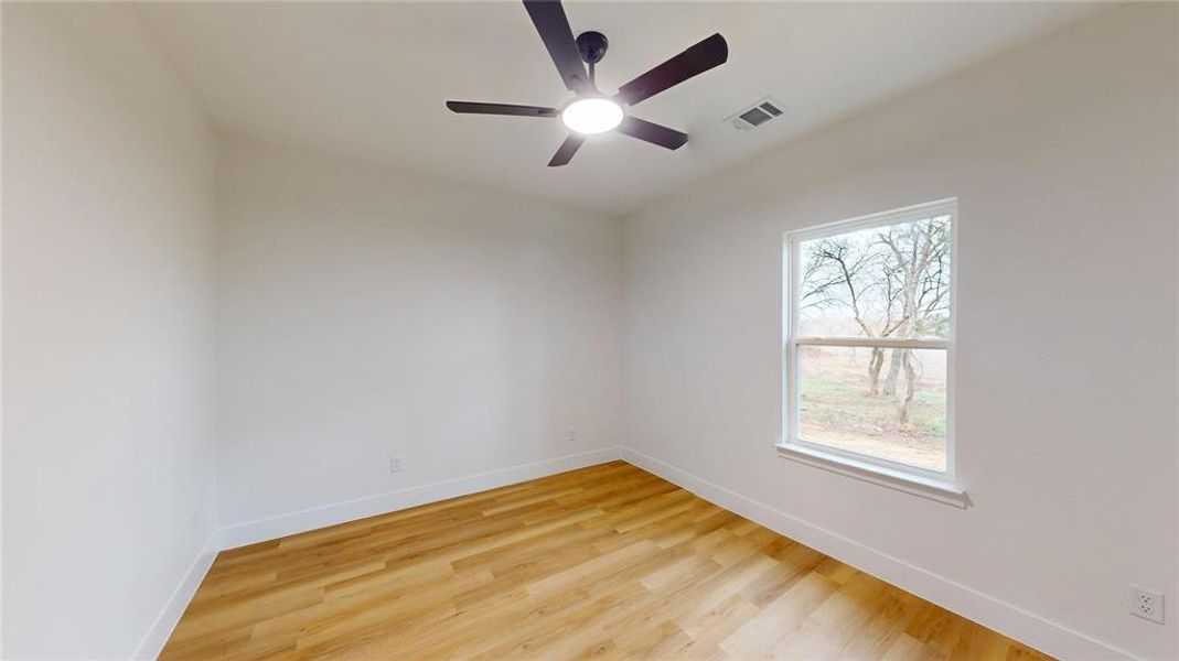 Spacious, unfurnished interior of a new home in , Greenville (Image 26).