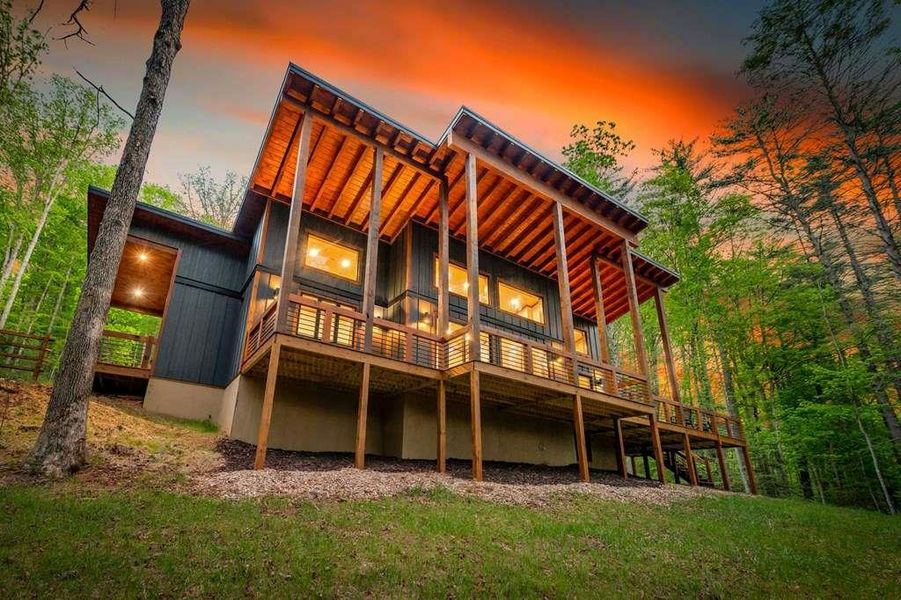 Exterior details and patio area of a home in , Blue Ridge (Image 50).