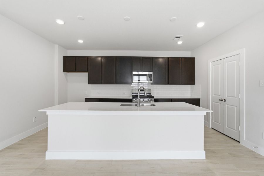 Furnished interior view inside a new home in Bluestem, Brookshire (Image 9).