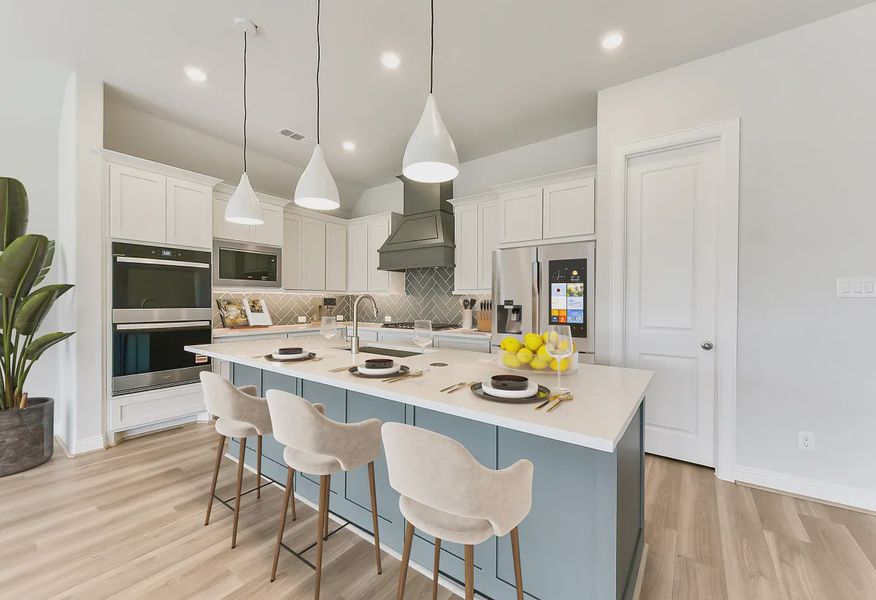 Plan 4039 kitchen - staged - 5 of 17