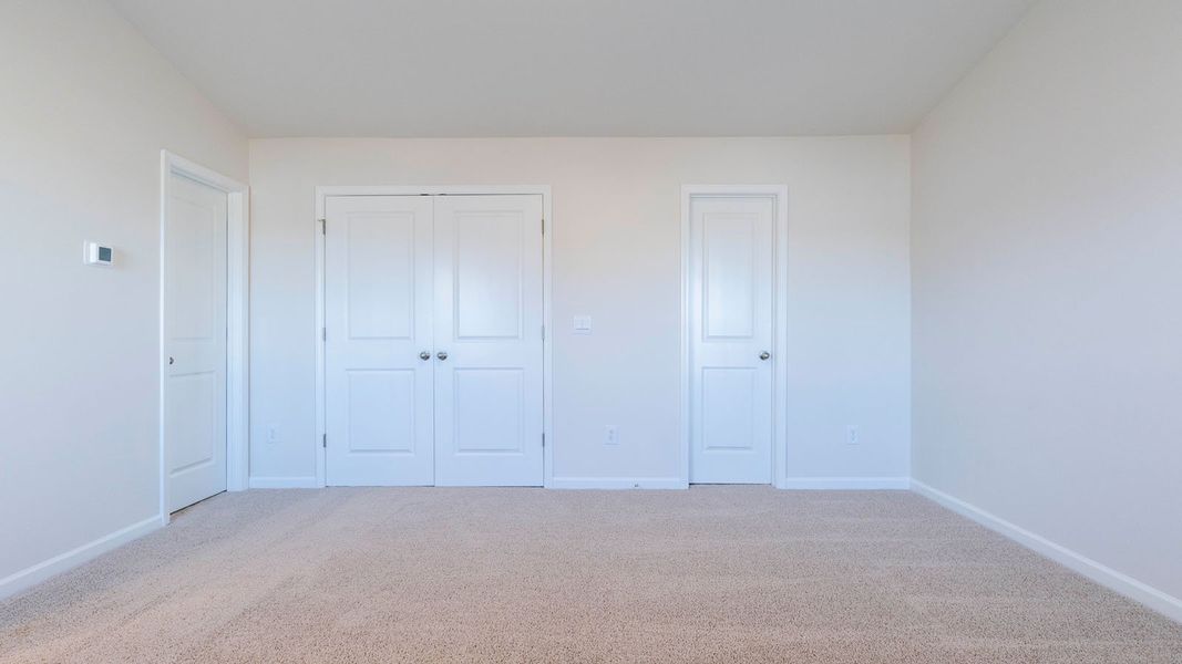 Spacious, unfurnished interior of a new home in Middleton, Greensboro (Image 23).