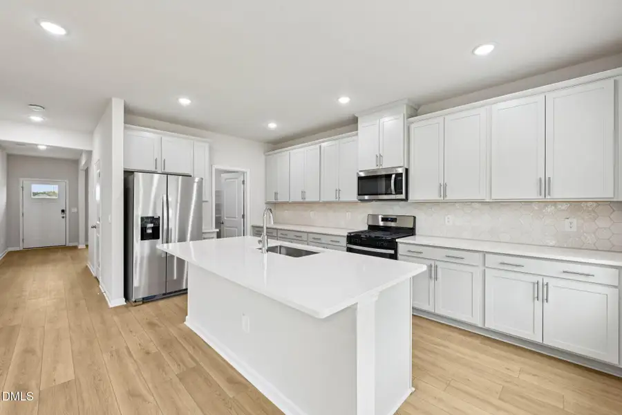 12 - Kitchen 12 - Kitchen