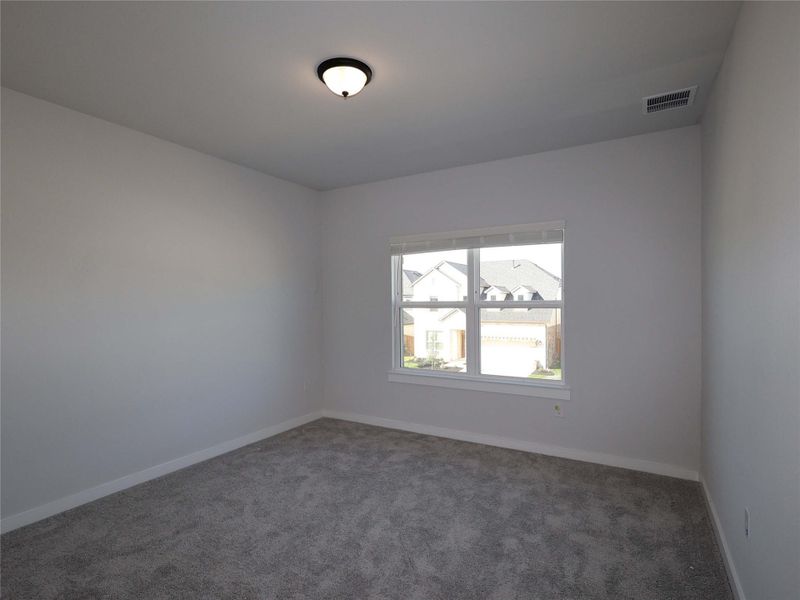 Spacious, unfurnished interior of a new home in Barksdale, Leander (Image 11).