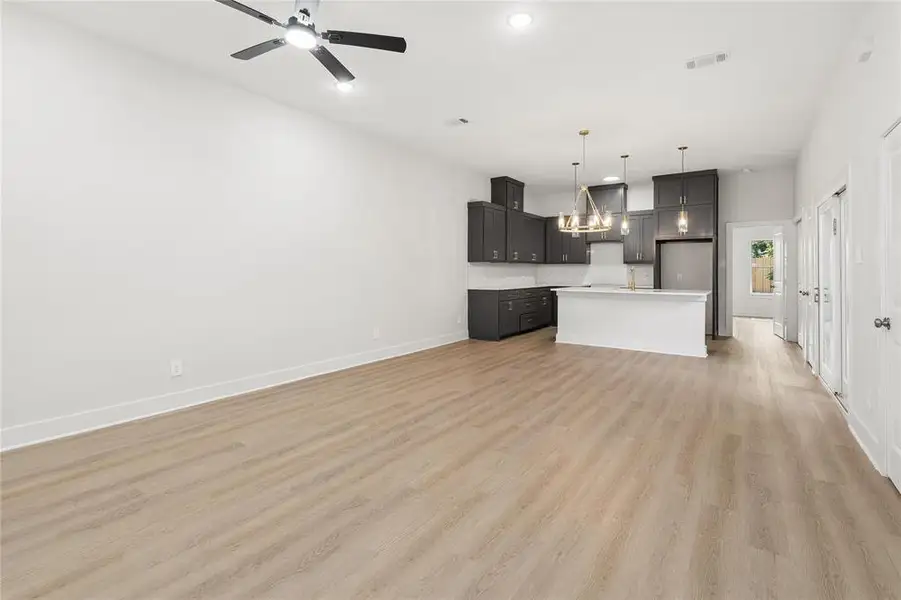 Spacious, unfurnished interior of a new home in , Fort Worth (Image 34).