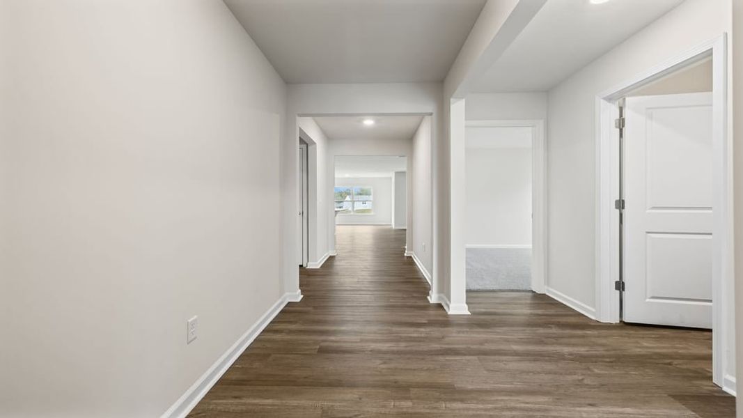 Spacious, unfurnished interior of a new home in Lakestone, Woodruff (Image 10).