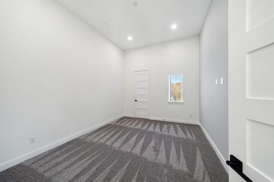 Spacious, unfurnished interior of a new home in , Montgomery (Image 28).
