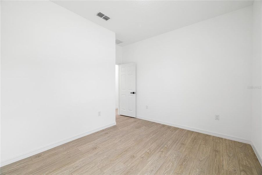 Spacious, unfurnished interior of a new home in , Poinciana (Image 24).