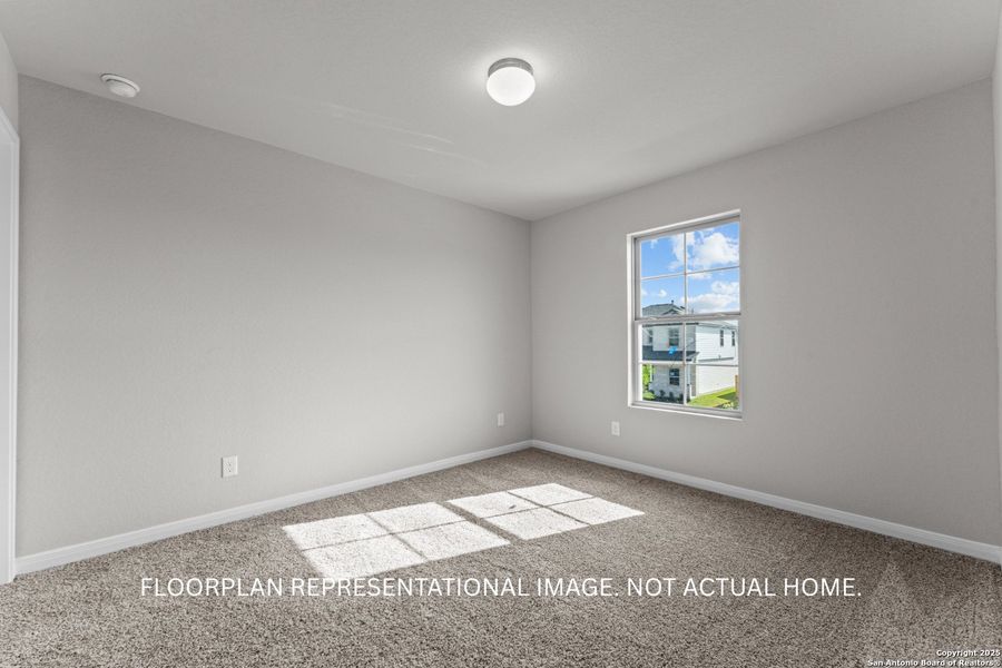 Spacious, unfurnished interior of a new home in Agave, San Antonio (Image 22).