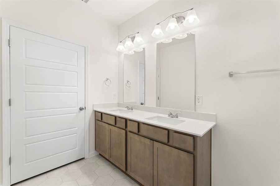 22. 4324 Valley Brook - Bath