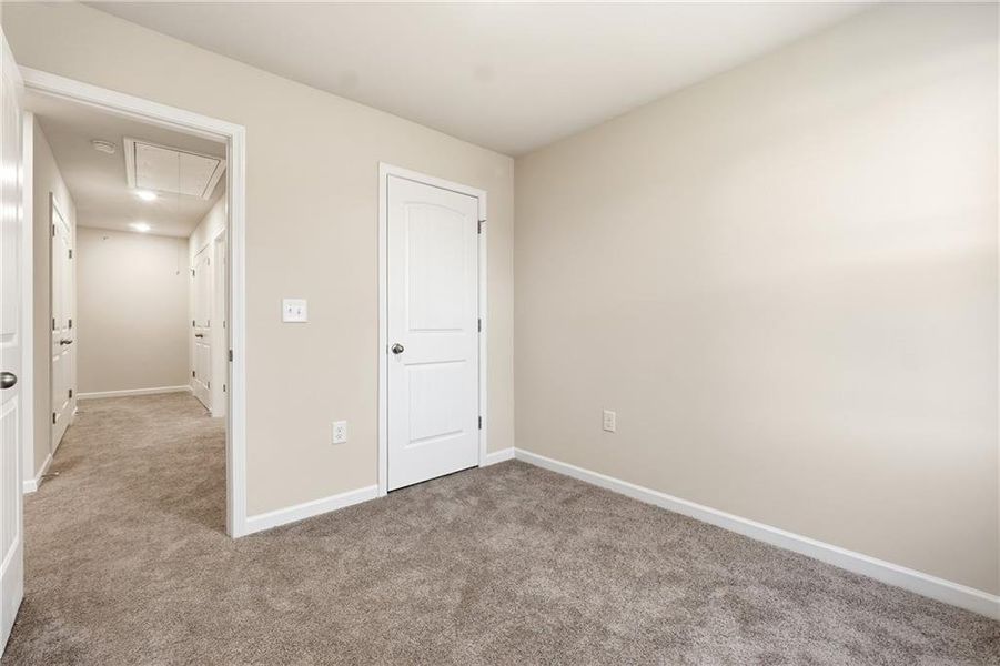 Spacious, unfurnished interior of a new home in Carolina, Palmetto (Image 19).