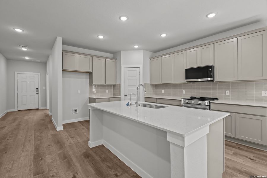 Furnished interior view inside a new home in Cinco Lakes, San Antonio (Image 9).