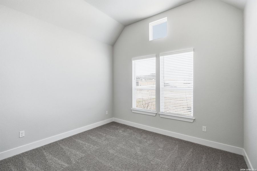 Spacious, unfurnished interior of a new home in Potranco Oaks, Castroville (Image 37).