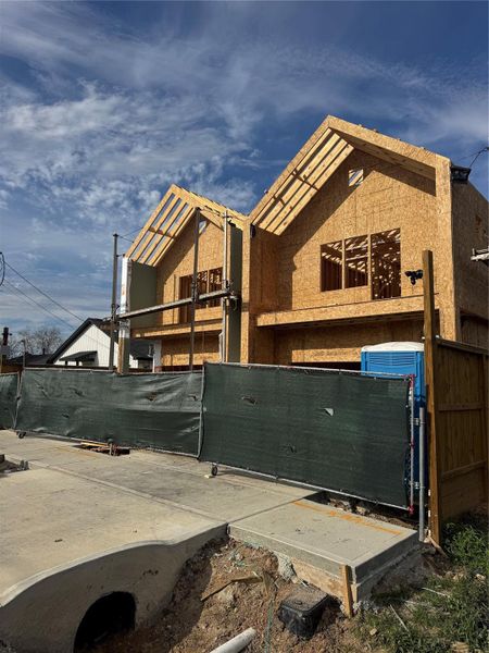 In-progress construction of a new home in , Houston, TX (Image 31).