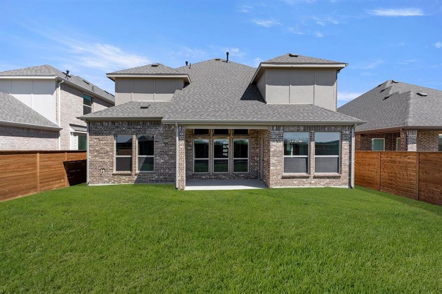 Exterior details and patio area of a home in Solterra, Mesquite (Image 4).