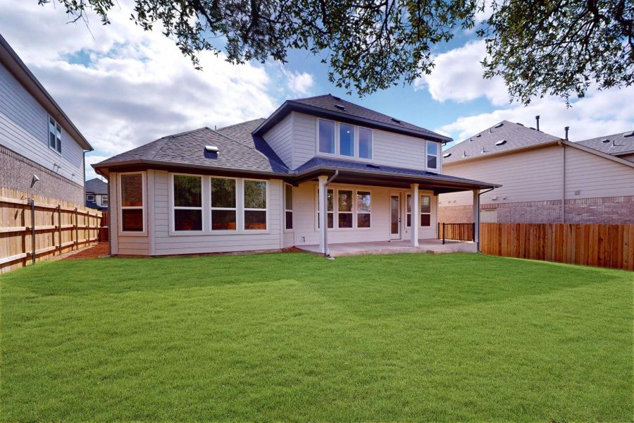 Exterior details and patio area of a home in Edgewood, Leander (Image 23).