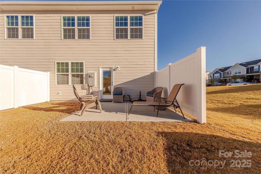 Private Patio Private Patio