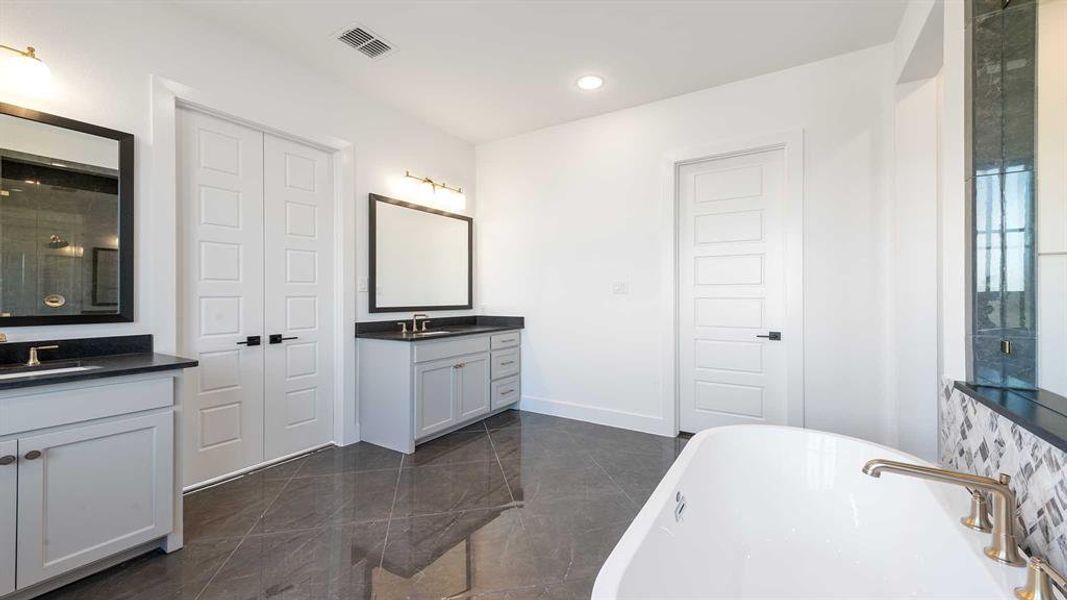 Furnished interior view inside a new home in Fields 60', Frisco (Image 5). Furnished interior view inside a new home in Fields 60', Frisco (Image 5).