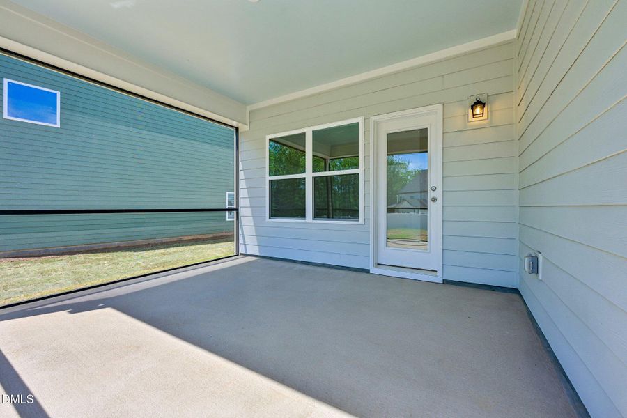 49-web-or-mls-Ken Dr-S2304-049