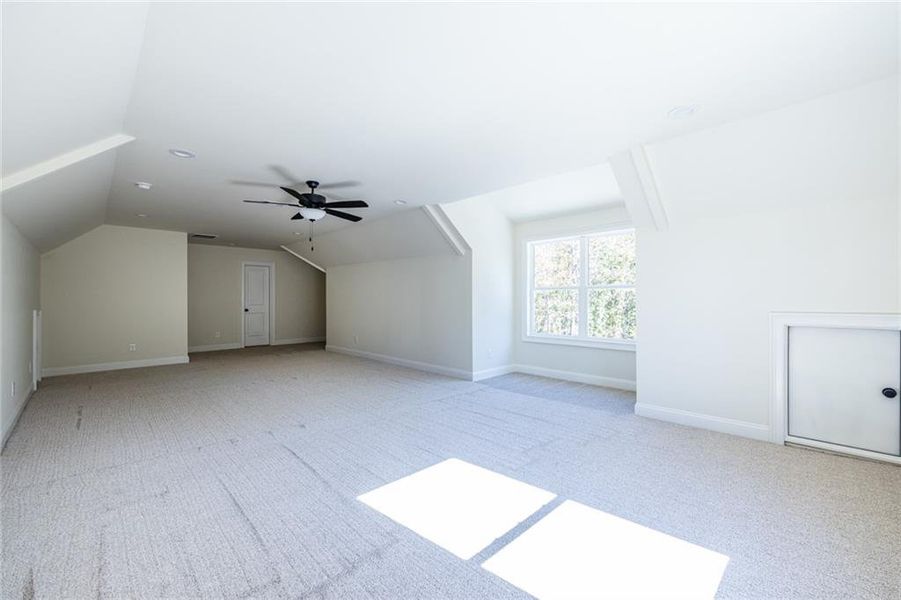 Spacious, unfurnished interior of a new home in , Dallas (Image 48).