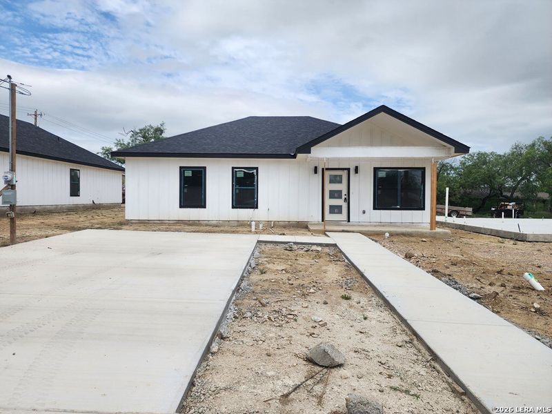 Image 19 of a home in .