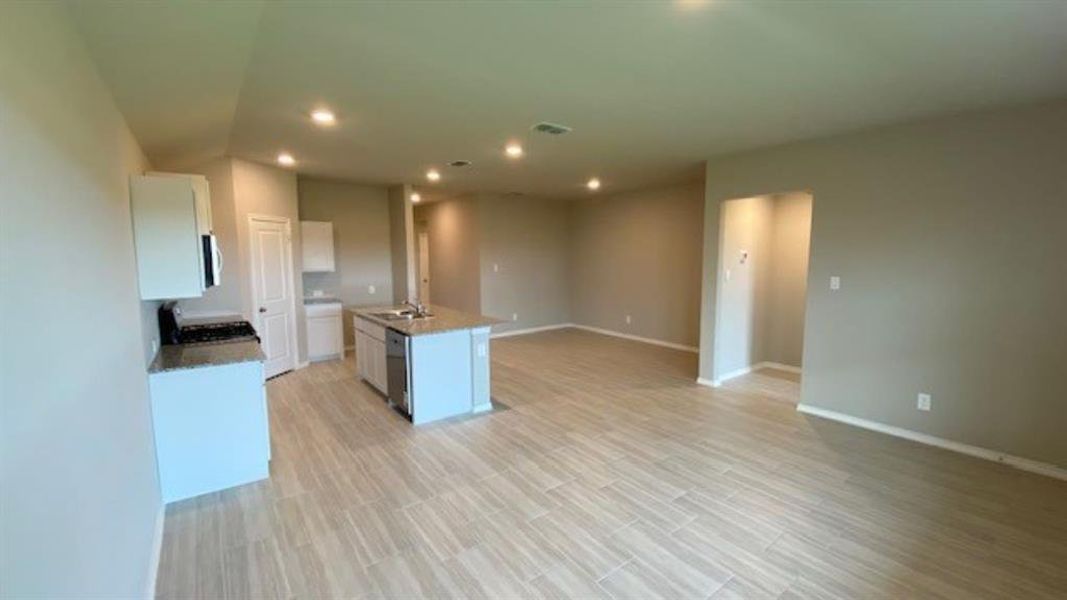 Spacious, unfurnished interior of a new home in Hickory Grove, Krum (Image 9). Spacious, unfurnished interior of a new home in Hickory Grove, Krum (Image 9).