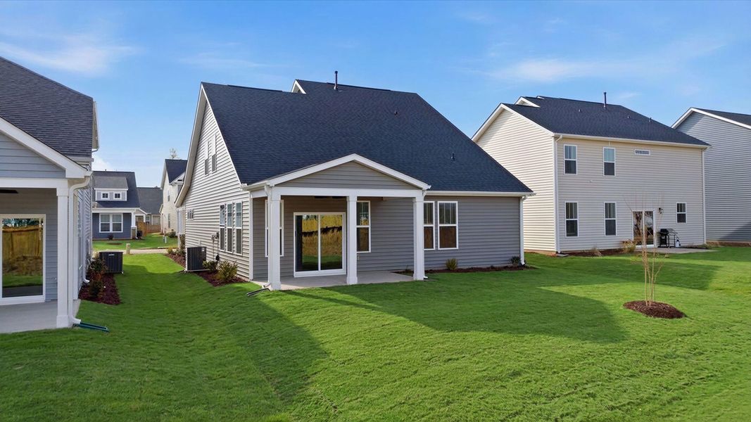 Exterior details and patio area of a home in Walnut Ridge, Inman (Image 21).