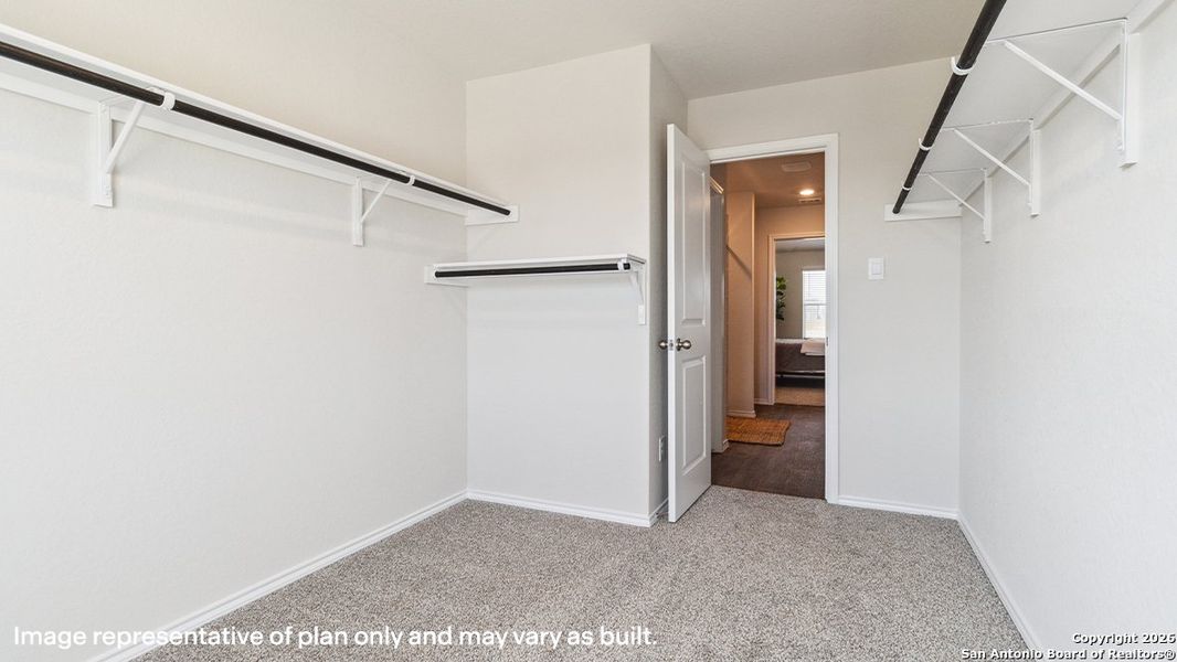 Spacious, unfurnished interior of a new home in Applewood, San Antonio (Image 18). Spacious, unfurnished interior of a new home in Applewood, San Antonio (Image 18).