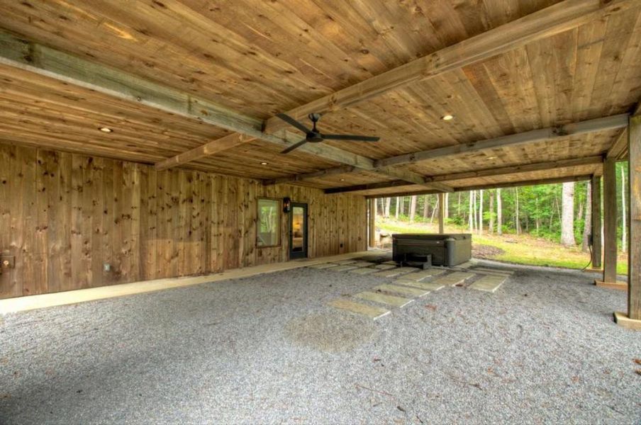 Spacious, unfurnished interior of a new home in , Blue Ridge (Image 21).