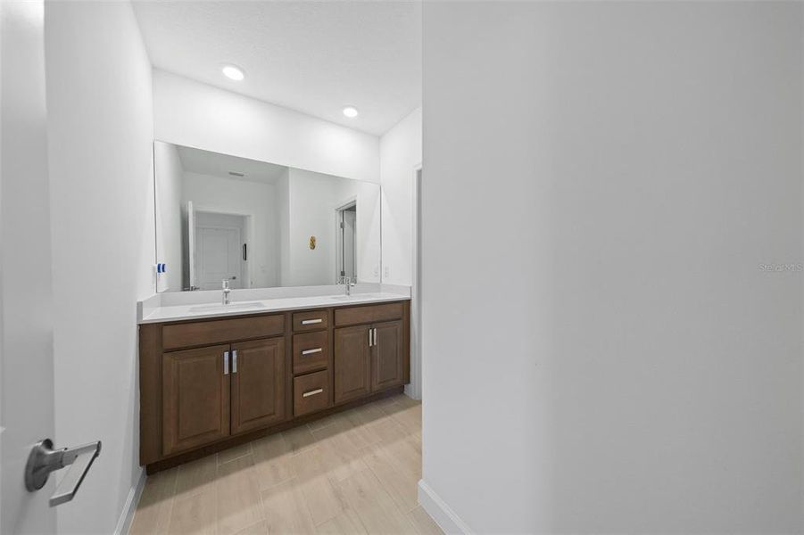 Image 43 of a home in . Image 43 of a home in .