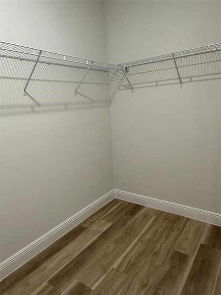 Spacious, unfurnished interior of a new home in , Ocala (Image 17).