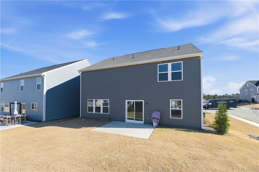 Exterior details and patio area of a home in Twin Lakes, Hoschton (Image 3).