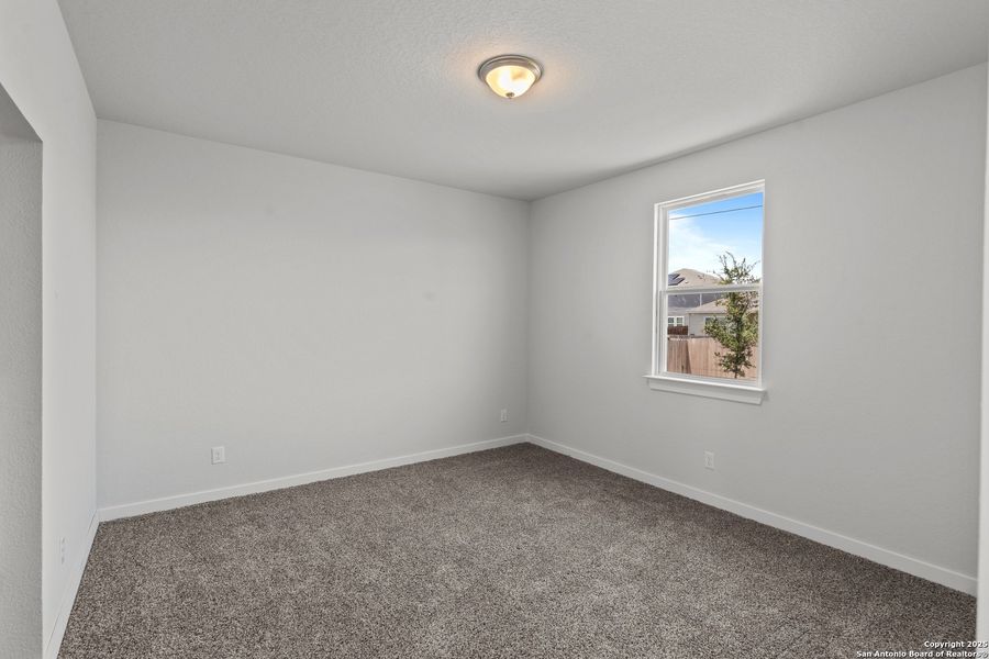 Spacious, unfurnished interior of a new home in Talley Fields, San Antonio (Image 19).