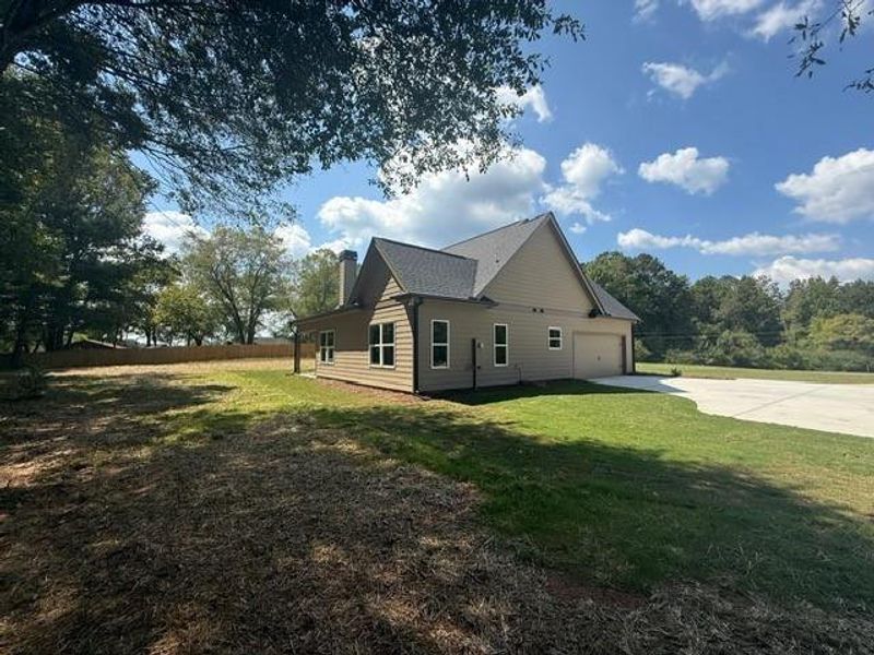 Image 22 of a home in . Image 22 of a home in .