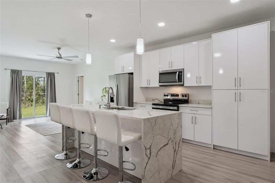 Furnished interior view inside a new home in , Orlando (Image 6).