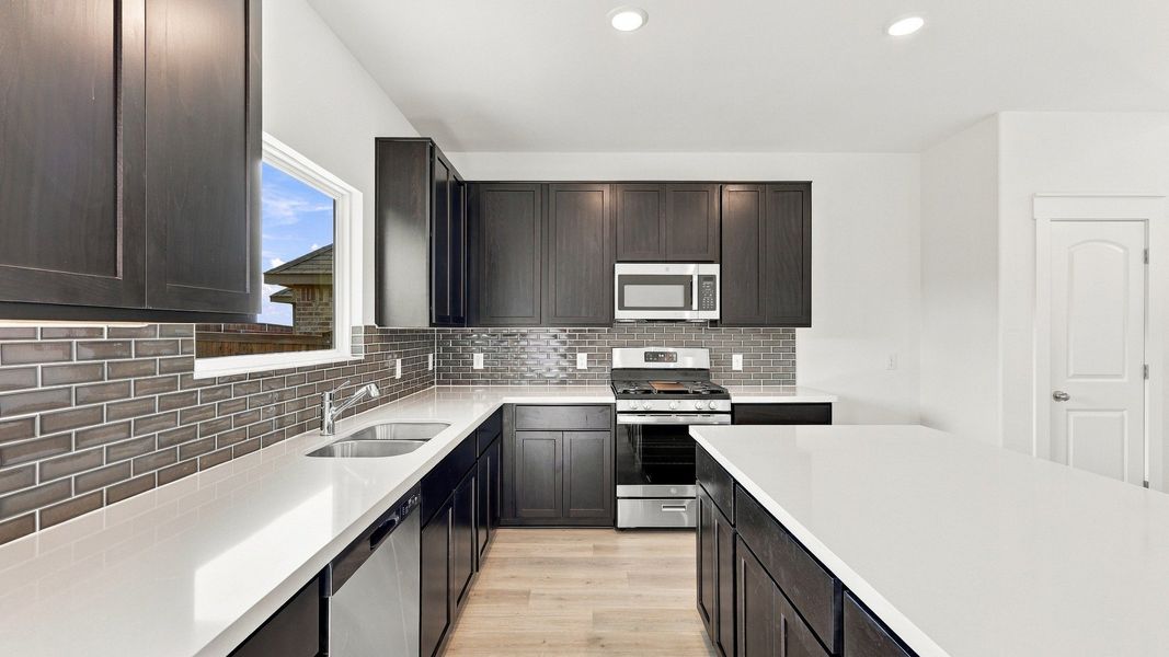 Furnished interior view inside a new home in Walden Pond, Forney (Image 25).